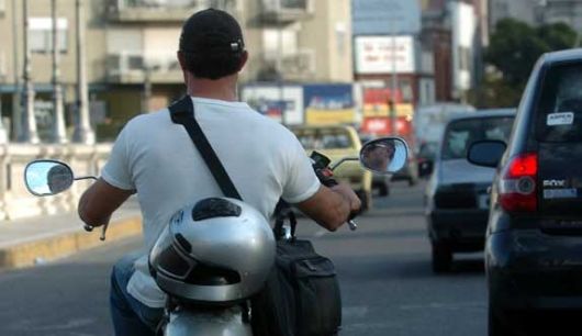 motociclista sin casco