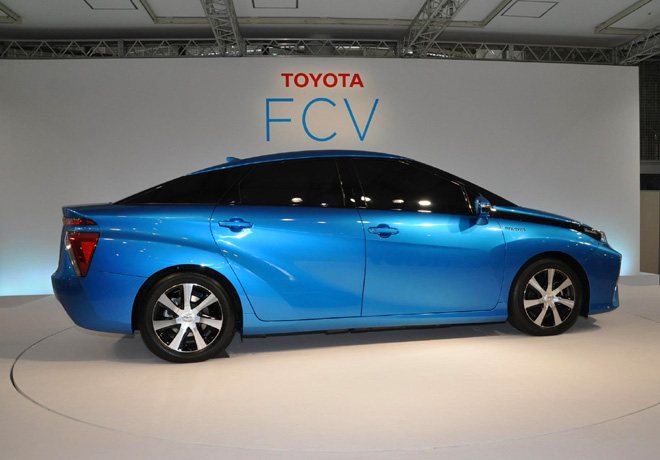 Toyota-FCV-2