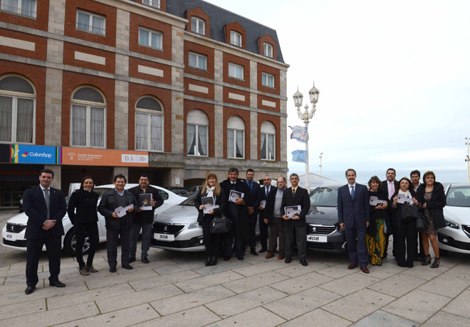 PSA-Peugeot-Citroen-Argentina-dono-24-vehiculos-a-todo-el-pais-con-el-programa-Guardianes-de-la-Educacion-1