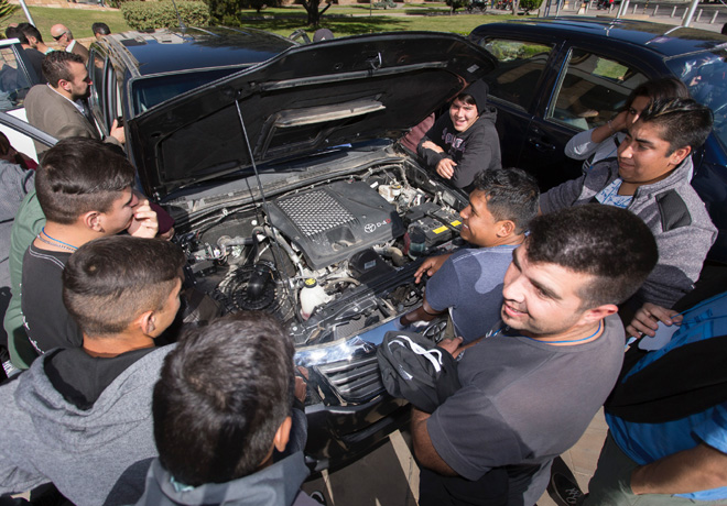 Toyota fortalece su compromiso con la educación 3