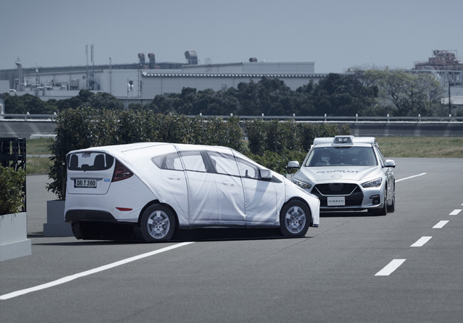 La nueva tecnología de asistencia al conductor de Nissan mejora la prevención de colisiones.